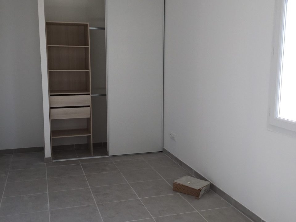 9 CHAMBRE 1 AVEC PLACARD